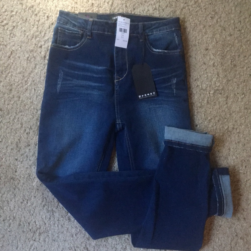 High waisted jeans 👖 💕